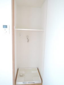 Bタイプ2DK(2~4F北側)
